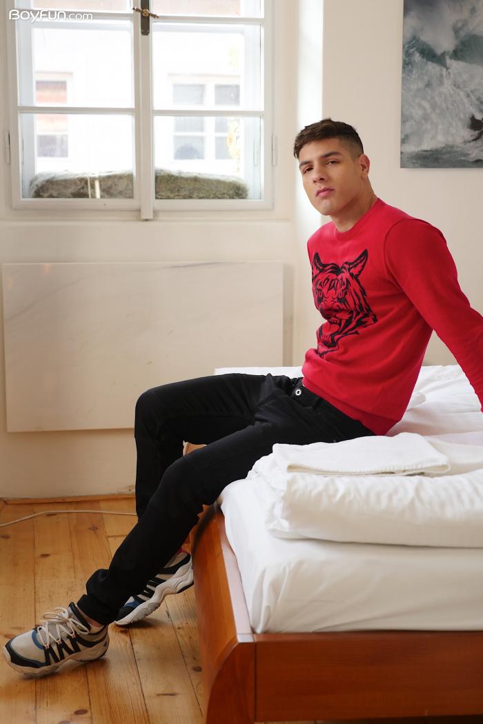 bastian_karim_highres_001.jpg