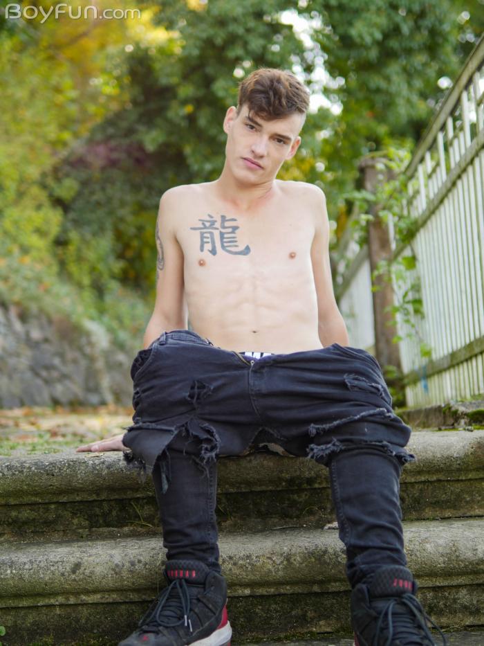 johnny_walsh_highres_028.jpg
